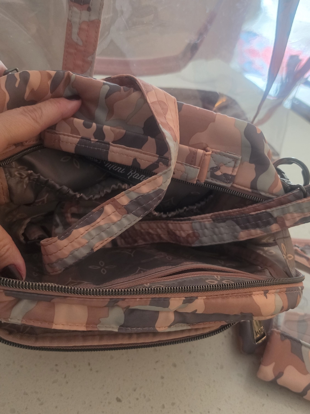 LUG BAGS IN PINK Camouflage - Picture 5 of 6